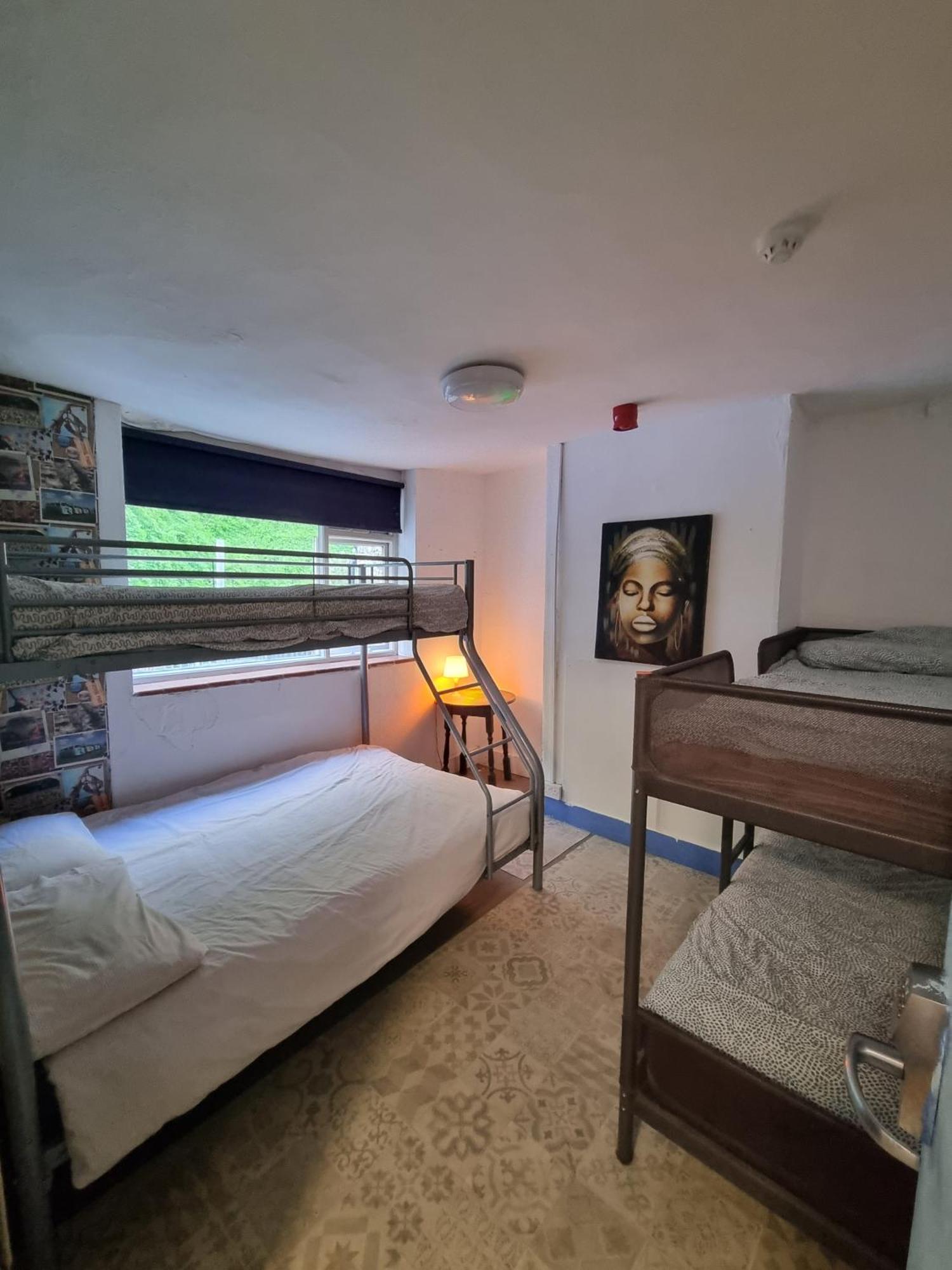 First And Last Youth Hostel Dover Luaran gambar
