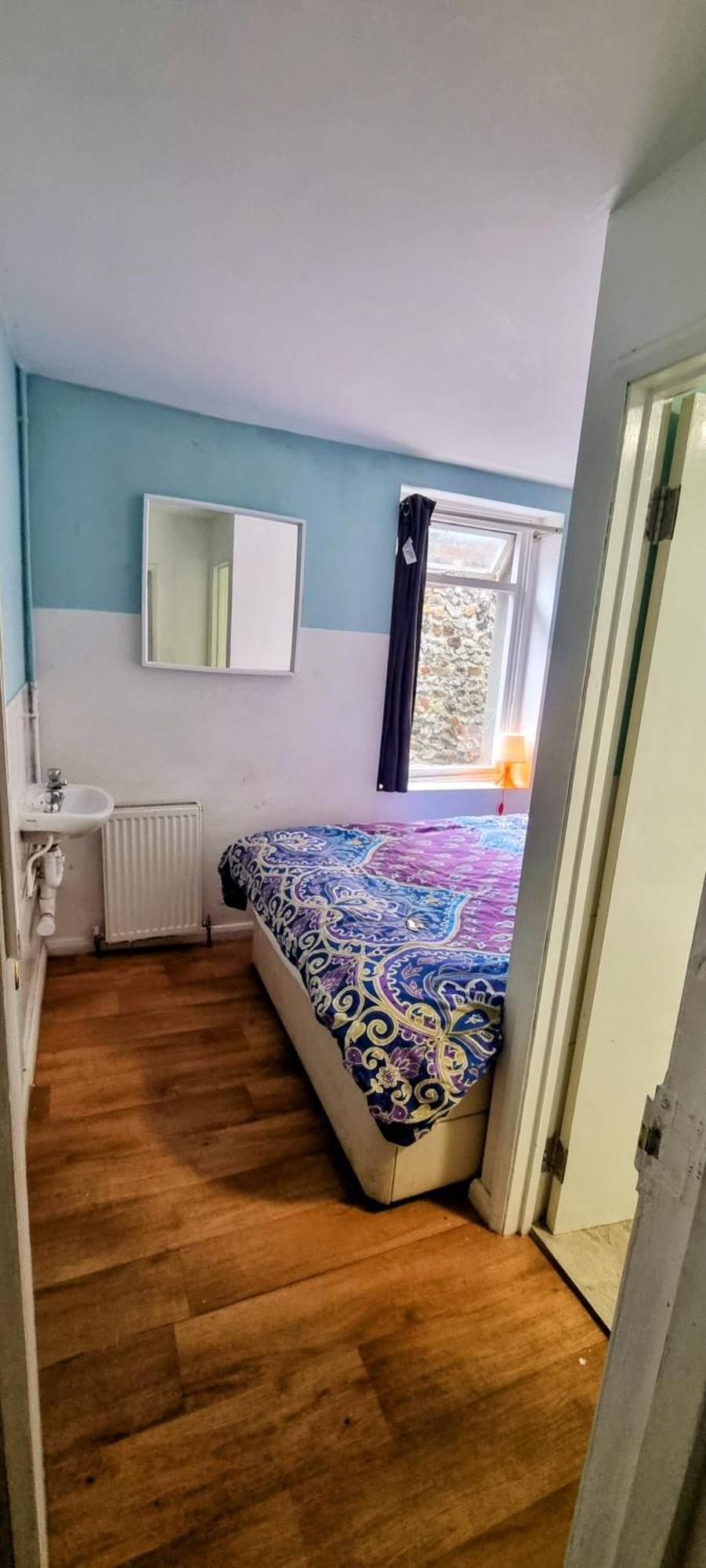 First And Last Youth Hostel Dover Luaran gambar